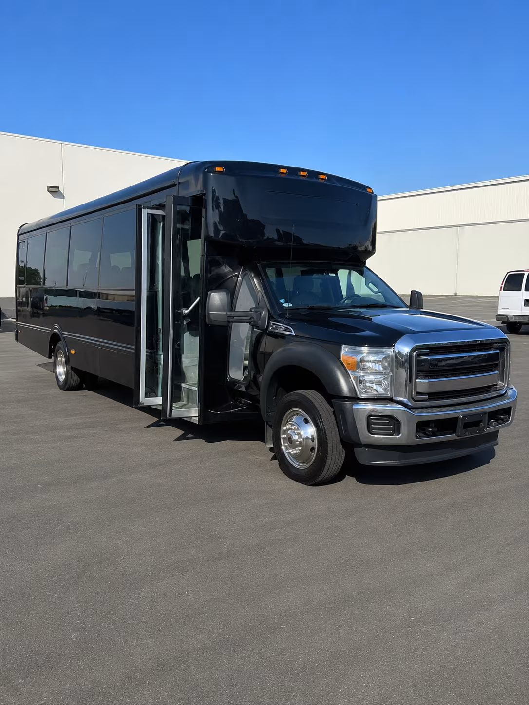 el monte prom party bus rental