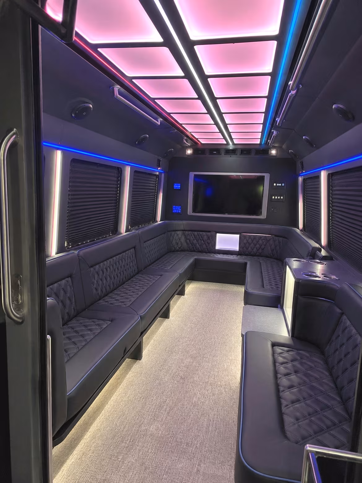 holiday party bus rental